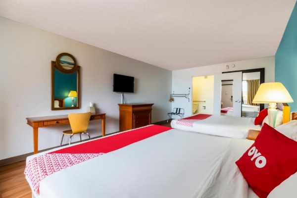 OYO Hotel Bossier City LA - Red River image 27